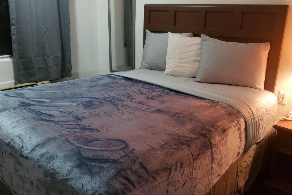Hotel 2 Queen Beds Hotel Room 128 Booking 스틸워트 외부 사진